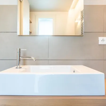 Vila Kosmos - Piscina E Giardino - *