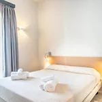 Kosmos - Piscina E Giardino -