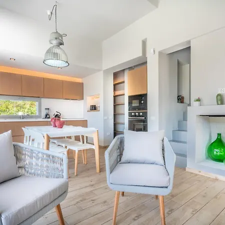 Kosmos - Piscina E Giardino - 빌라