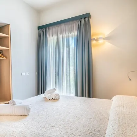 빌라 Kosmos - Piscina E Giardino - *