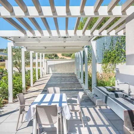 Kosmos - Piscina E Giardino - 빌라