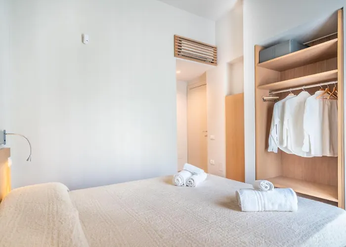 Willa Kosmos - Piscina E Giardino -